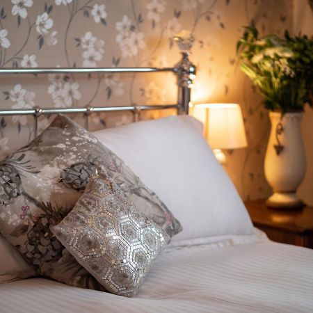 Avalon House B&B Линдхорст Экстерьер фото