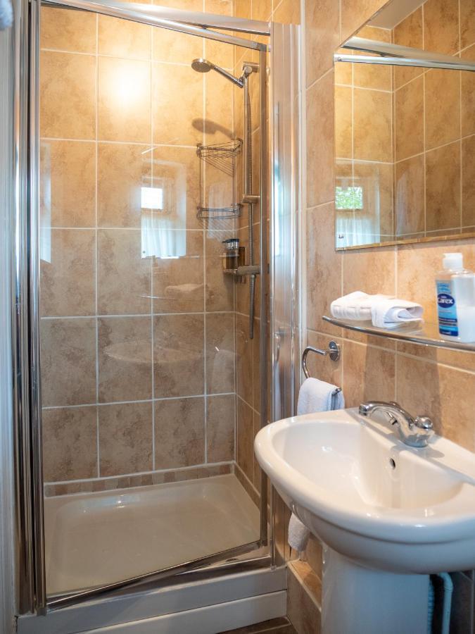 Avalon House B&B Линдхорст Экстерьер фото